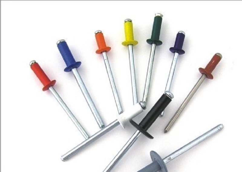 Заклепка Цвет. 3,2*8мм  50шт 6005 темно-зеленый matrix 40674